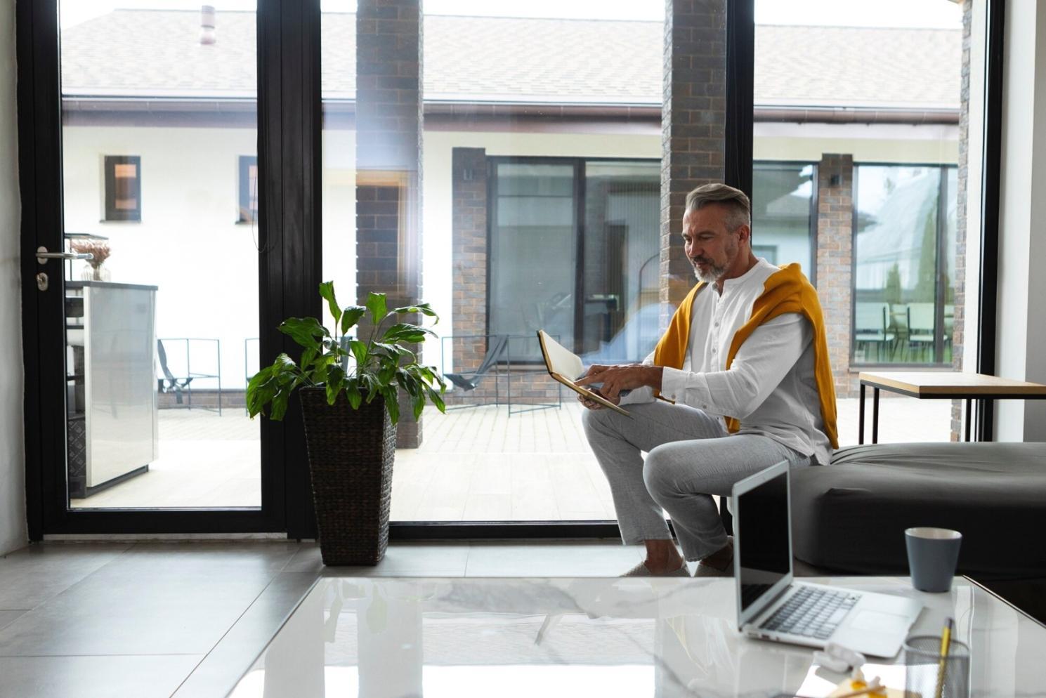 Teilnehmer bei praktischer Finanzanalyse